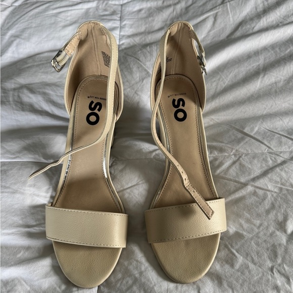 SO Nude Block Heel Sandals – Size 7.5 - Picture 2 of 11